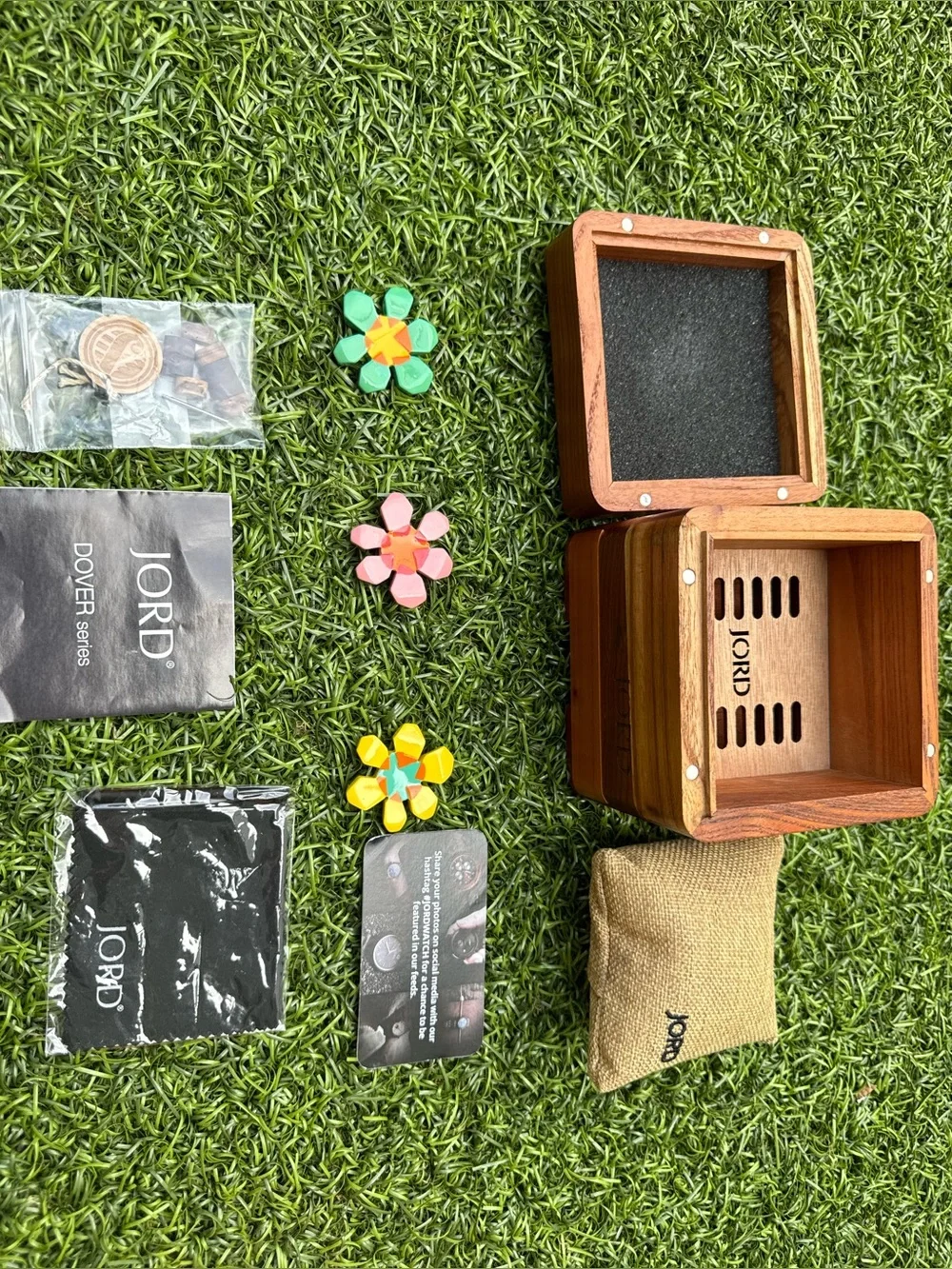 🕰️JORD Dover Series Wooden Watch Box Case with Links Pillow & Cloth